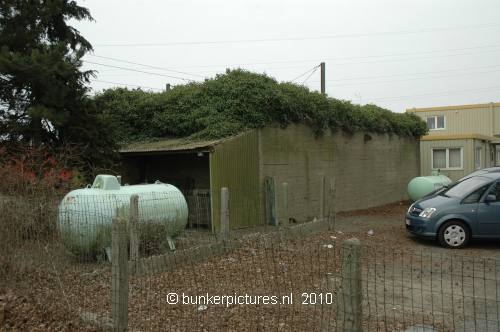 © bunkerpictures - Type air raid shelter